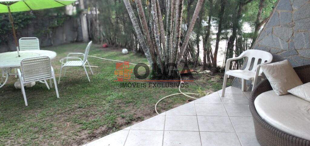 Casa à venda no bairro Santana: 