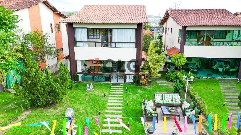 Casa à venda no bairro Santana: 