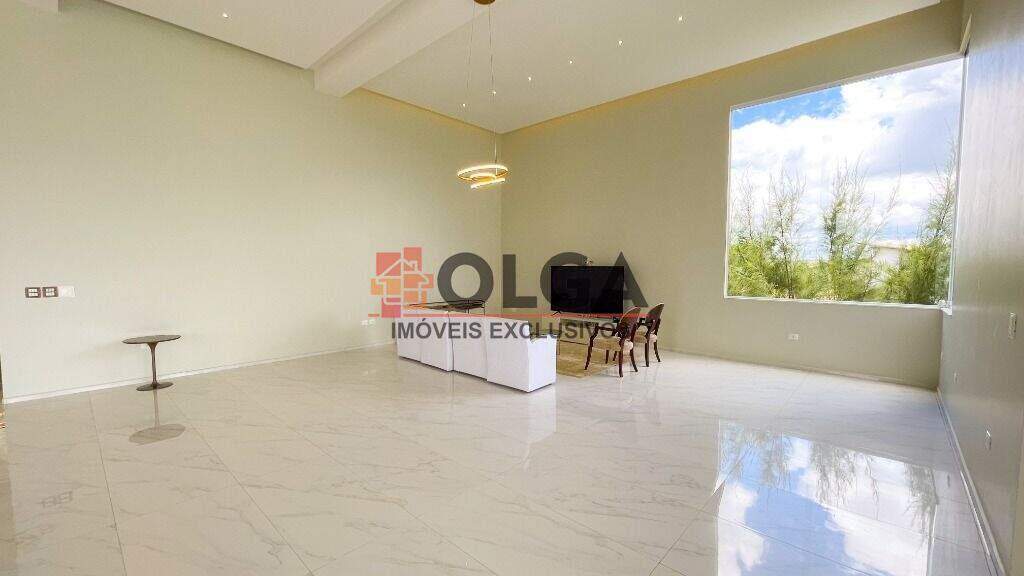Casa à venda no bairro Santana: 