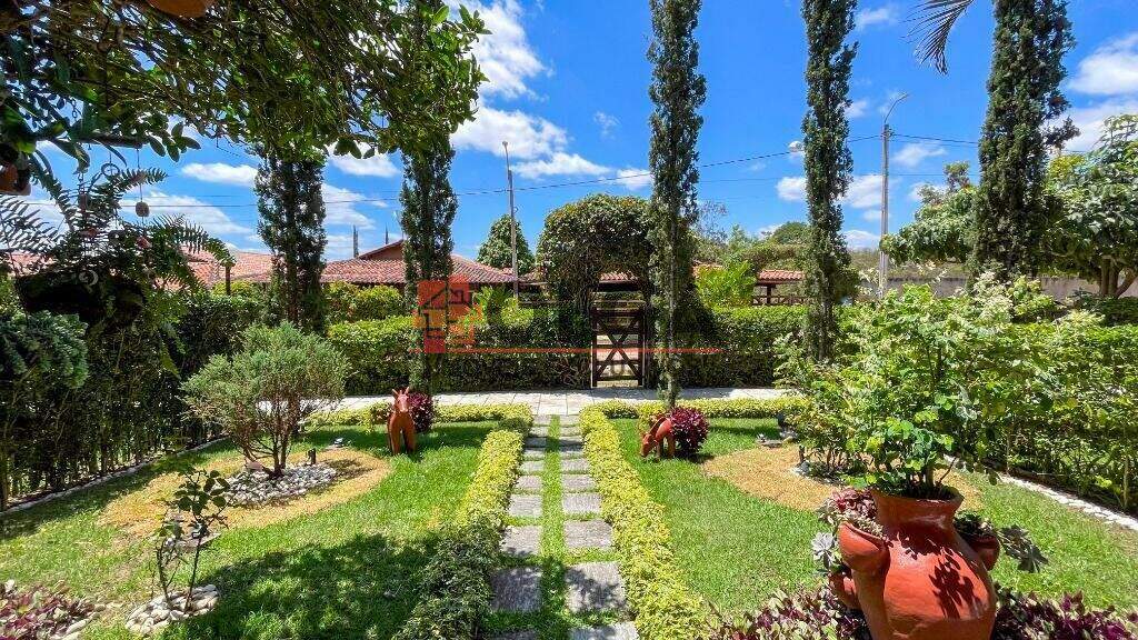 Casa à venda no bairro Santana: 