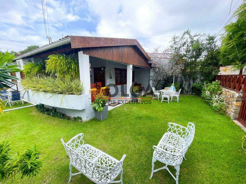 Casa à venda no bairro Novo Gravatá: 