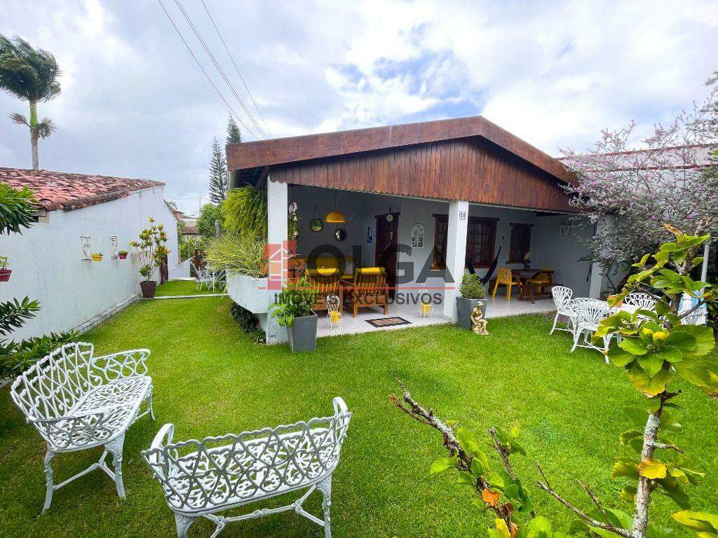 Casa à venda no bairro Novo Gravatá: 