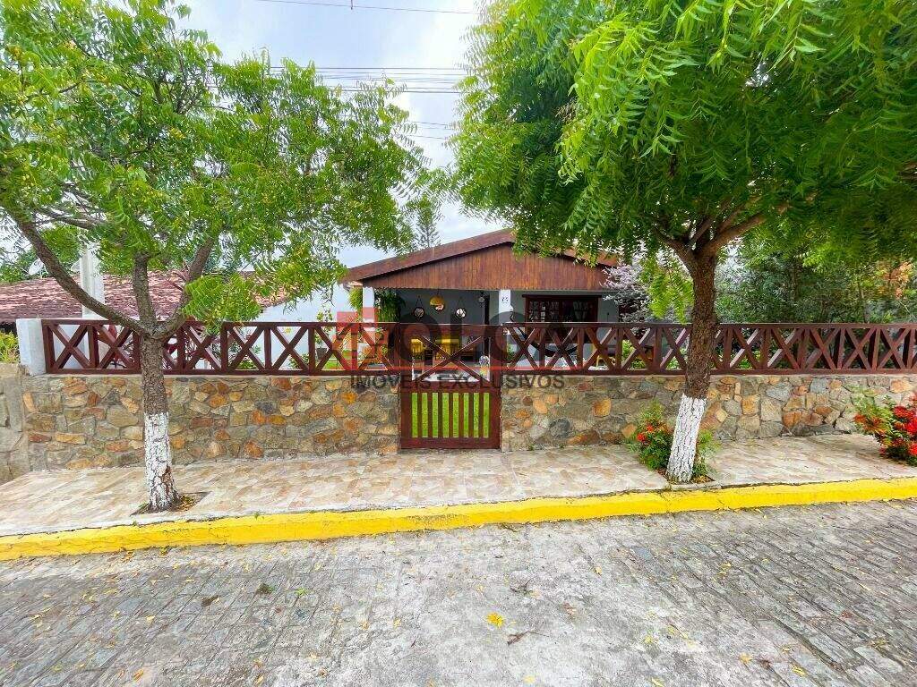 Casa à venda no bairro Novo Gravatá: 