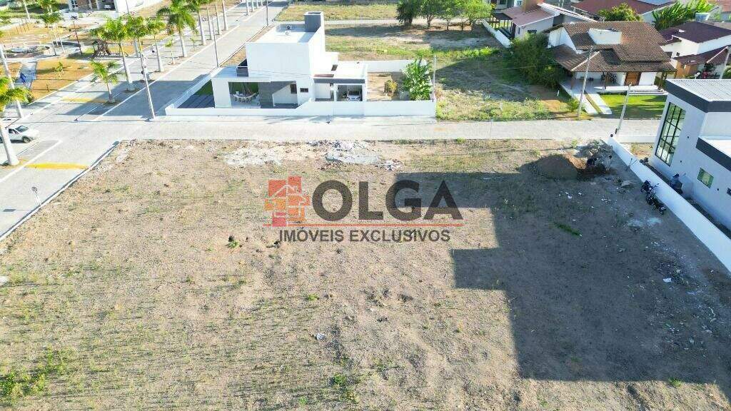 Terreno à venda no bairro Insurreição: 