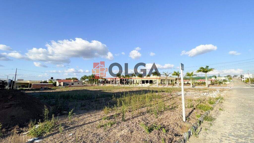 Terreno à venda no bairro Insurreição: 