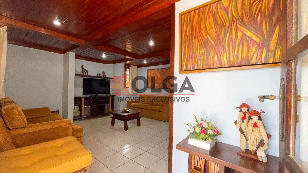 Casa à venda no bairro Porta Florada: 