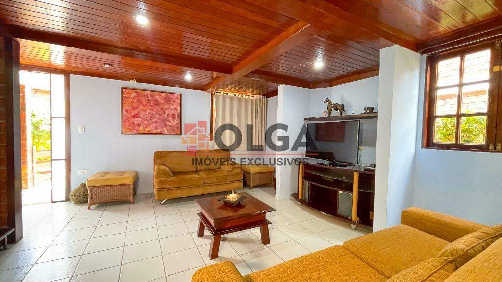 Casa à venda no bairro Porta Florada: 