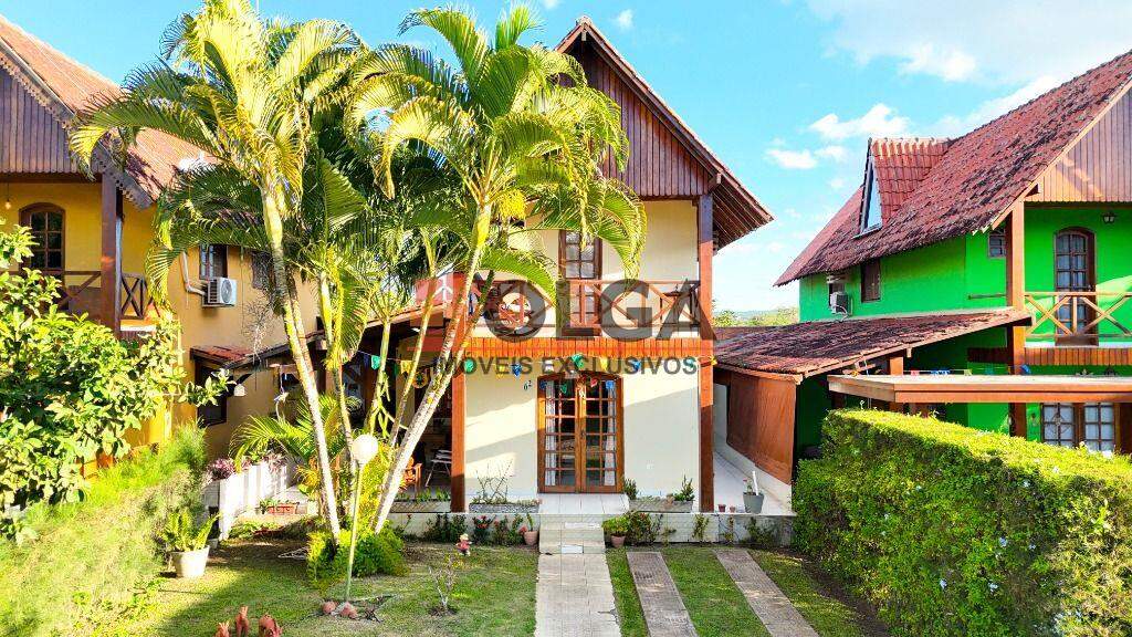 Casa à venda no bairro Santana: 
