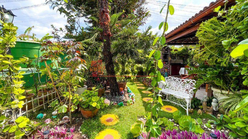 Casa à venda no bairro Santana: 