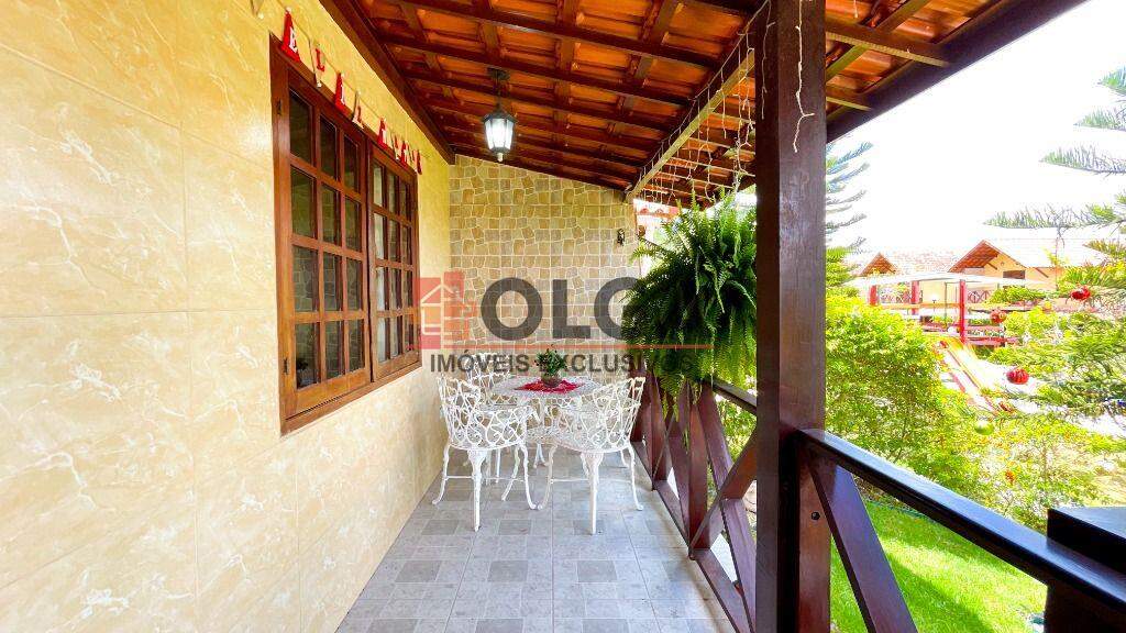Casa à venda no bairro Santana: 