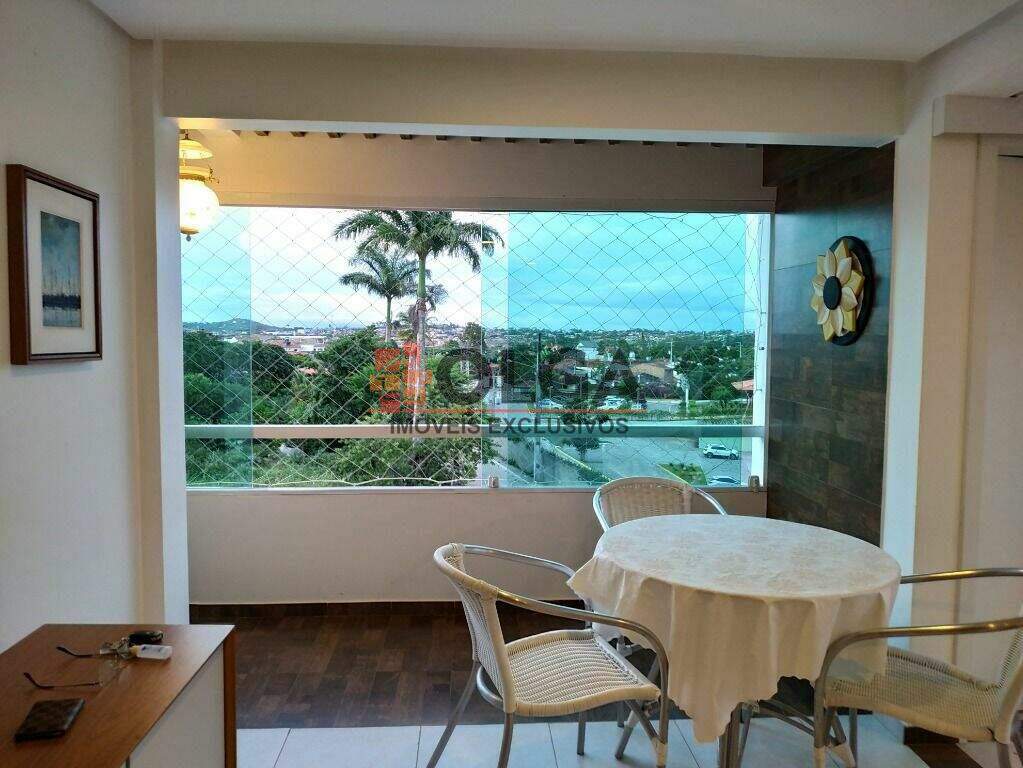 Apartamento à venda no bairro Santa Luzia: 