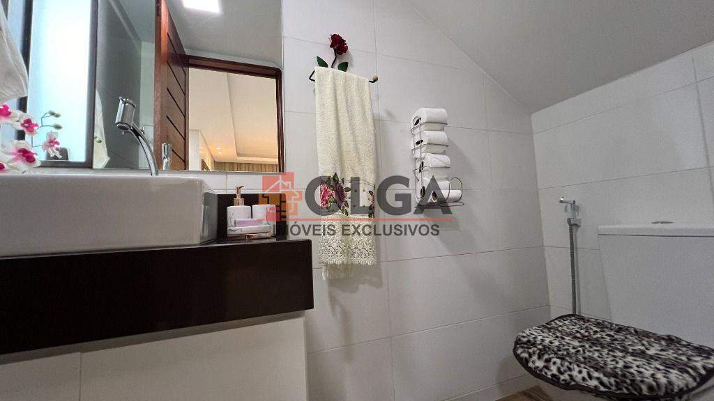 Casa à venda no bairro Centro: 