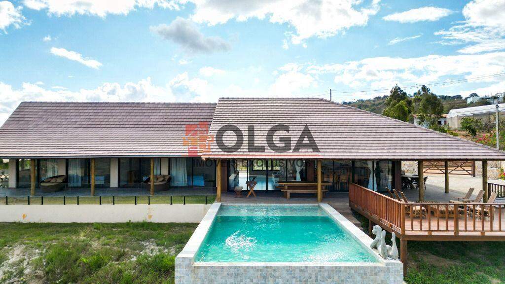 Casa à venda no bairro Alpes Suiços: 