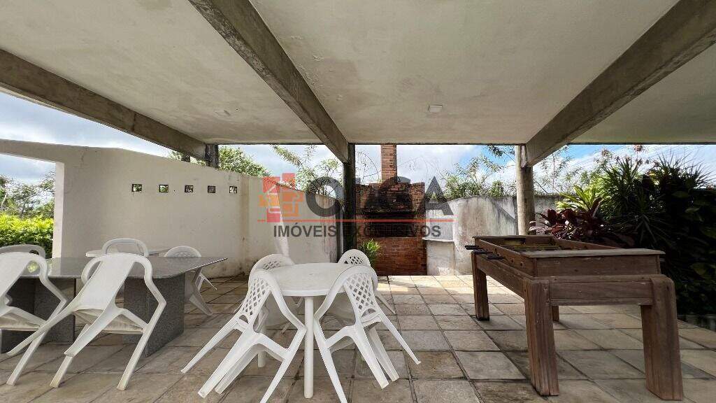 Casa à venda no bairro Alpes Suiços: 