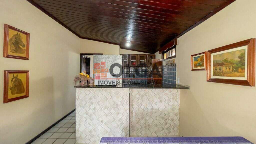 Casa à venda no bairro Santana: 