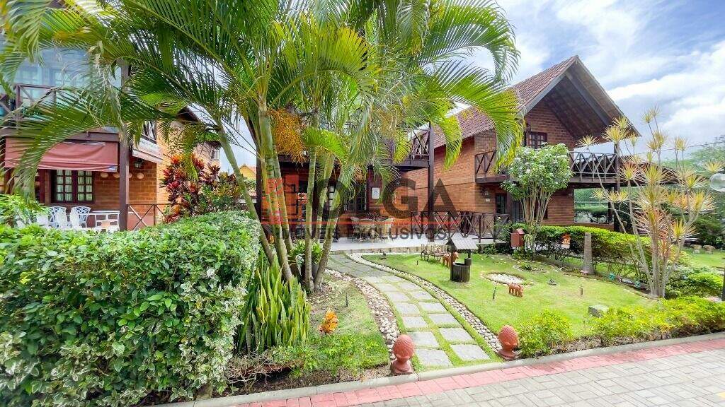 Casa à venda no bairro Santana: 
