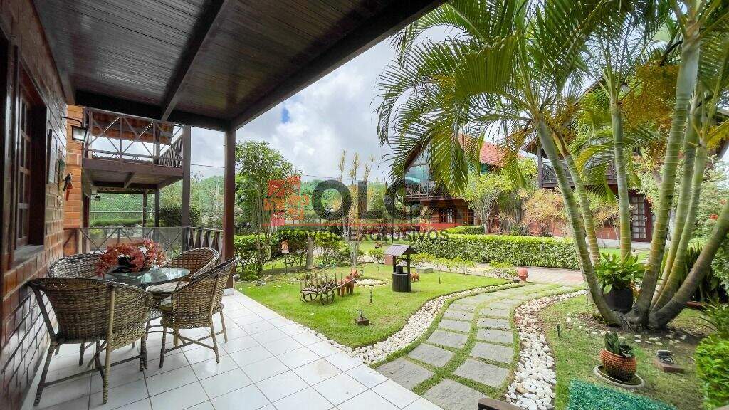 Casa à venda no bairro Santana: 