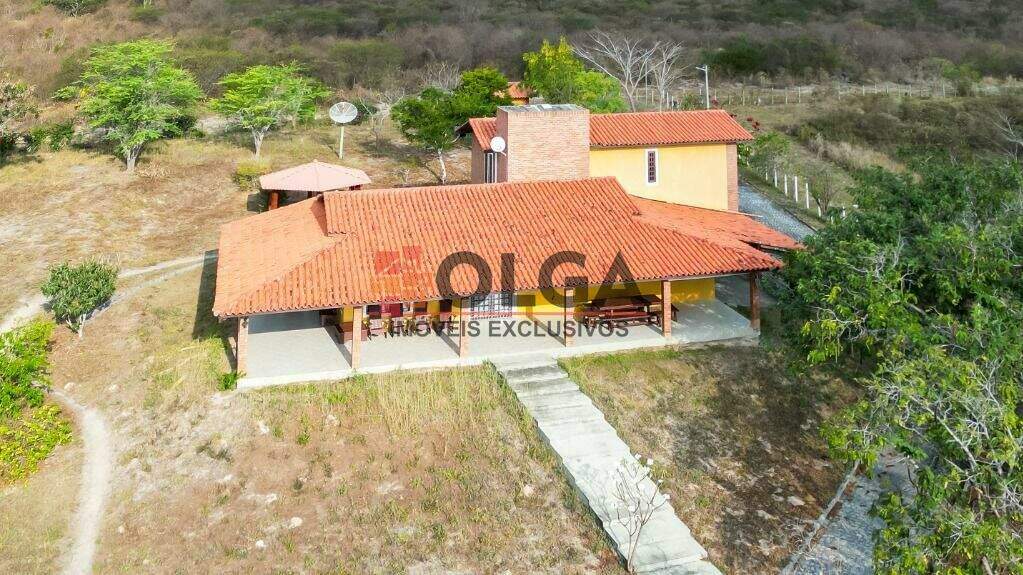 Casa à venda no bairro Rodovia Br 232: 