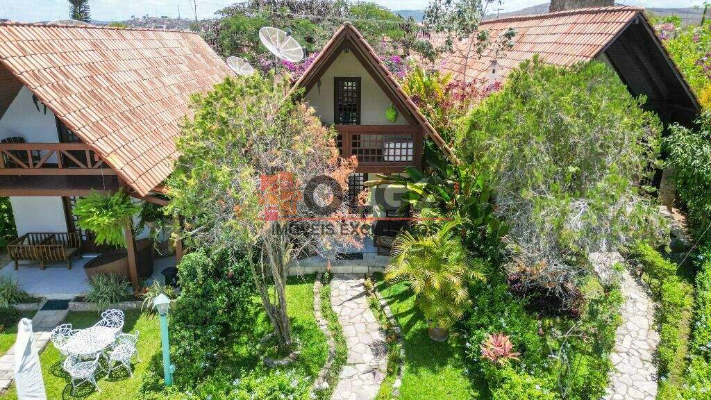Casa à venda no bairro Santana: 