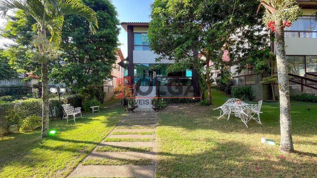 Casa à venda no bairro Santana: 