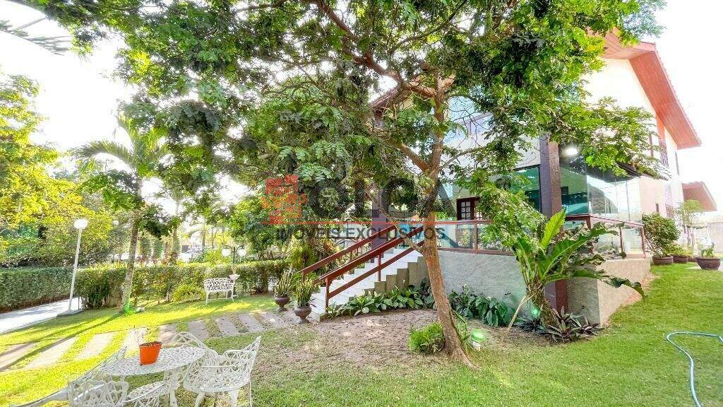 Casa à venda no bairro Santana: 