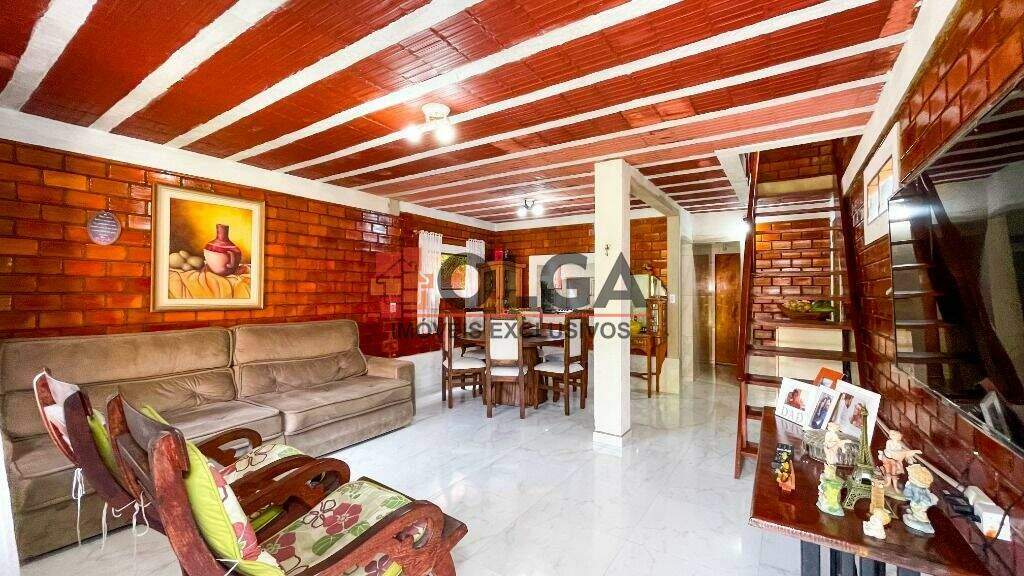 Casa à venda no bairro Porta Florada: 