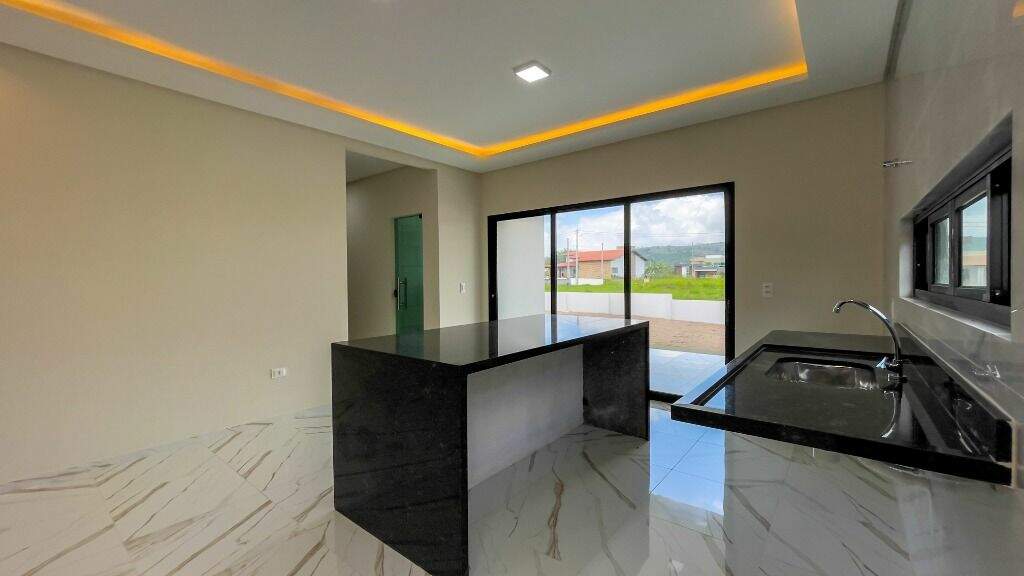 Casa à venda no bairro Insurreição: 