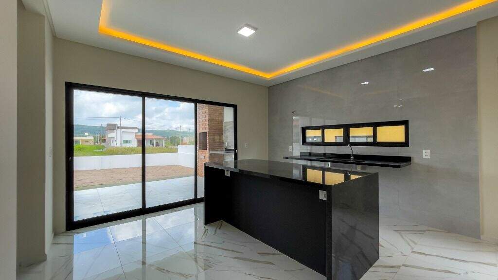 Casa à venda no bairro Insurreição: 