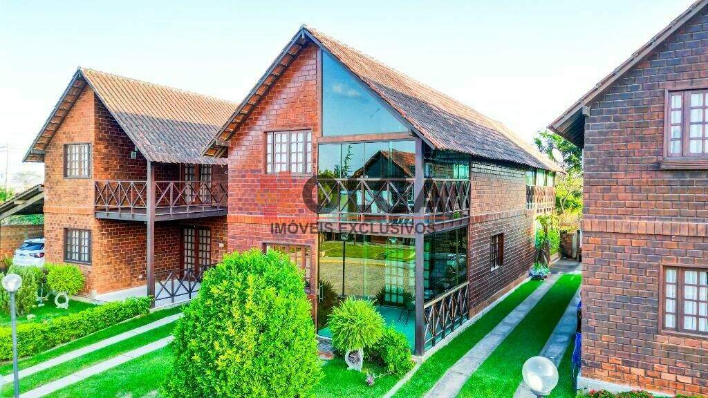 Casa à venda no bairro Santana: 