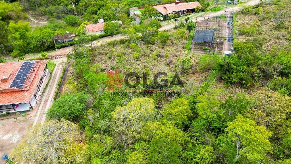 Terreno à venda no bairro Vale do Ipojuca: 