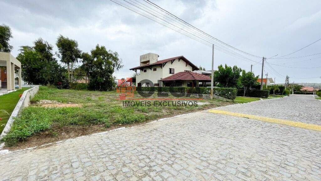 Terreno à venda no bairro Insurreição: 