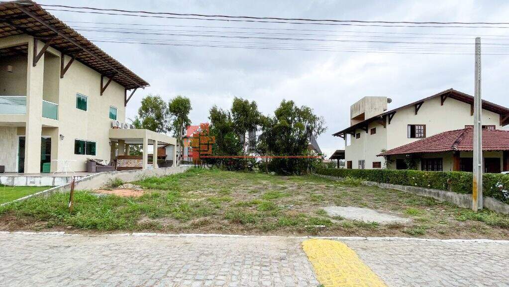 Terreno à venda no bairro Insurreição: 