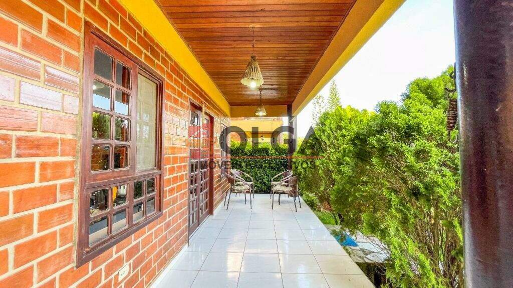 Casa à venda no bairro Santana: 