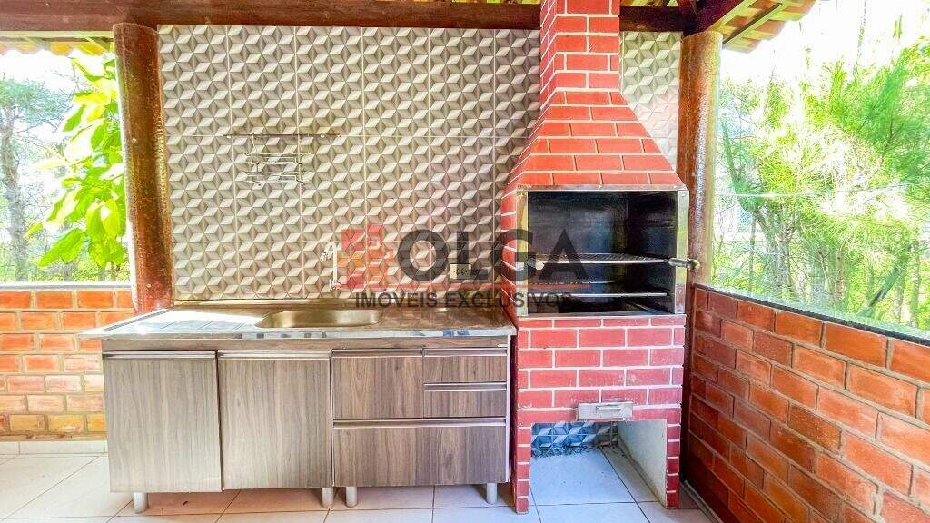 Casa à venda no bairro Santana: 