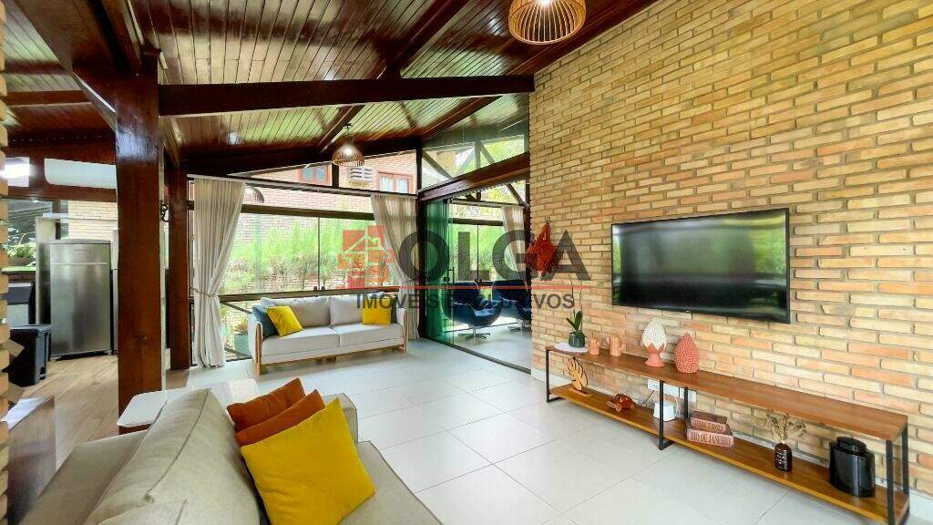 Casa à venda no bairro Santana: 