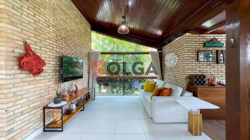 Casa à venda no bairro Santana: 