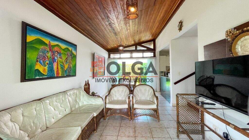 Casa à venda no bairro Santana: 