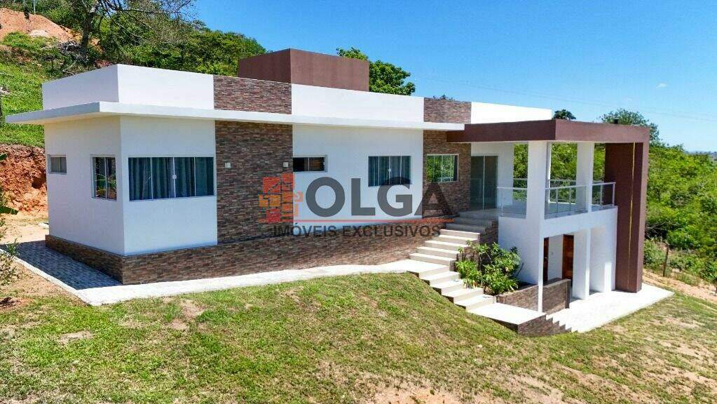 Casa à venda no bairro Novo Gravatá: 