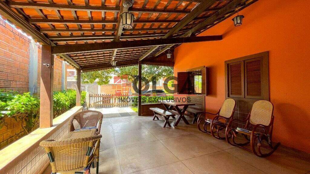 Casa à venda no bairro Porta Florada: 