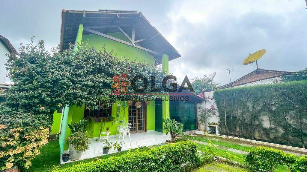 Casa à venda no bairro Santana: 