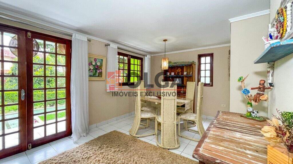 Casa à venda no bairro Santana: 