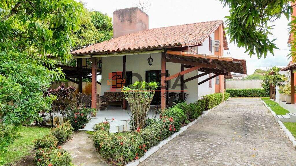 Casa à venda no bairro Santana: 