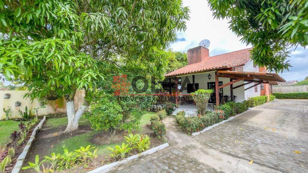 Casa à venda no bairro Santana: 