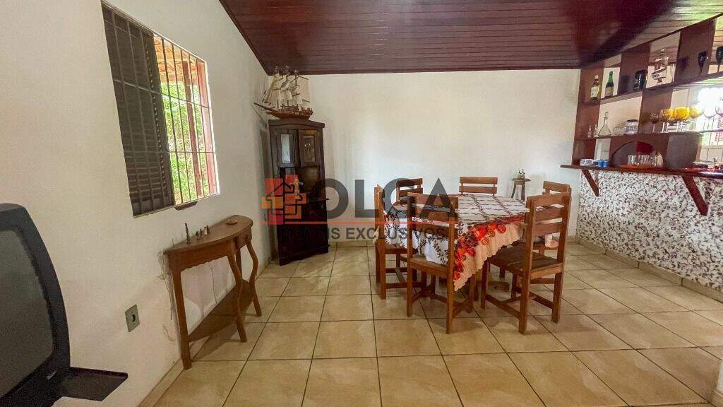Casa à venda no bairro Porta Florada: 