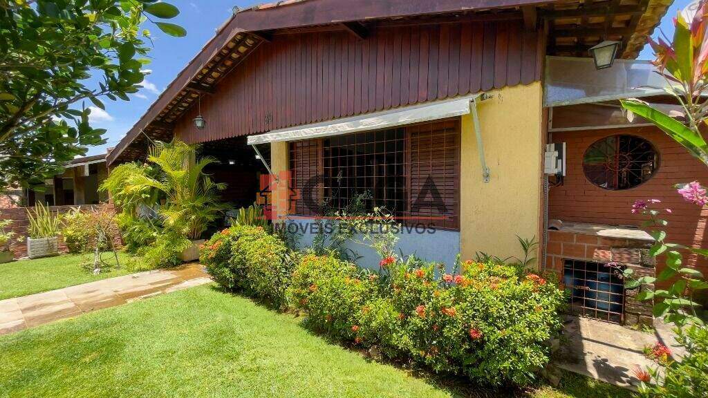 Casa à venda no bairro Novo Gravatá: 