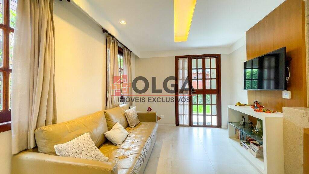 Casa à venda no bairro Santana: 
