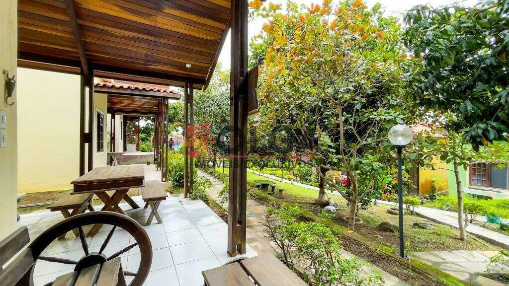 Casa à venda no bairro Santana: 