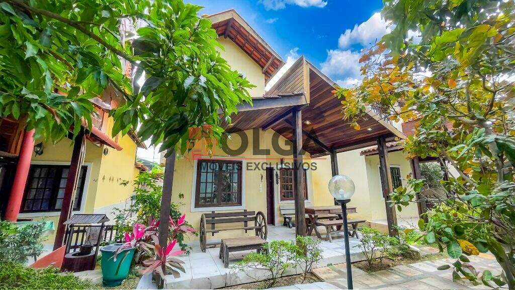 Casa à venda no bairro Santana: 