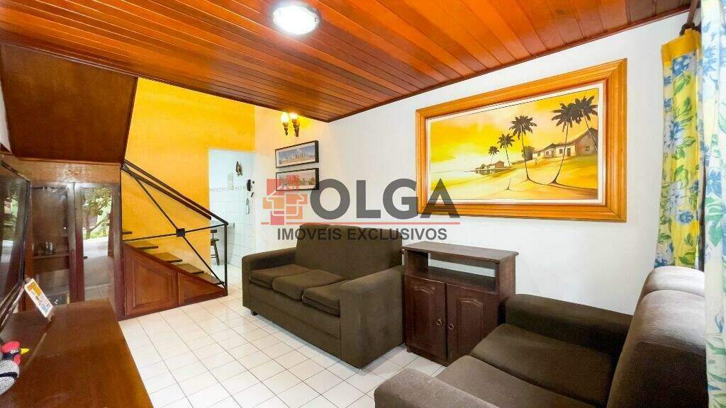 Casa à venda no bairro Santana: 