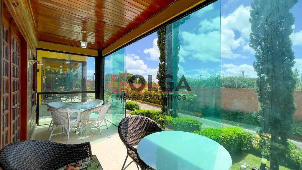 Casa à venda no bairro Santana: 
